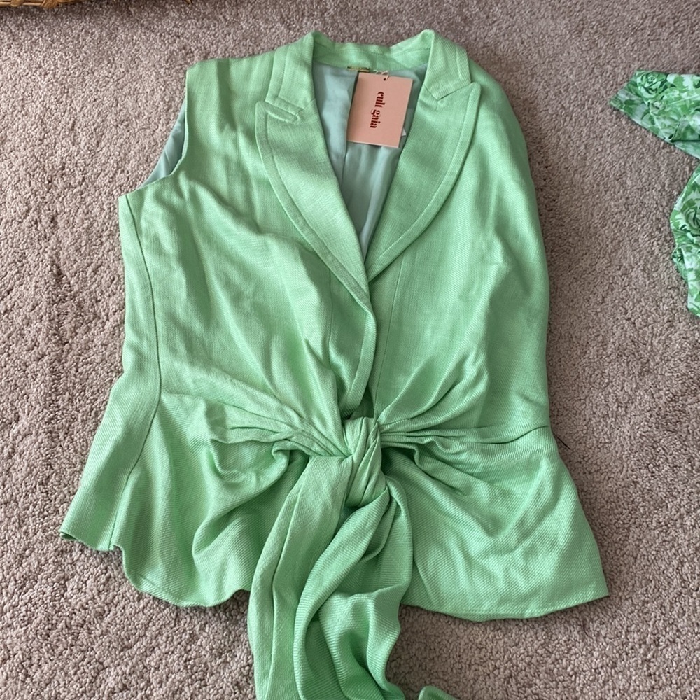 Cult Gaia- NWT Zest Green Sleeveless Marion Blazer with Long Front Tie - Picture 7 of 9